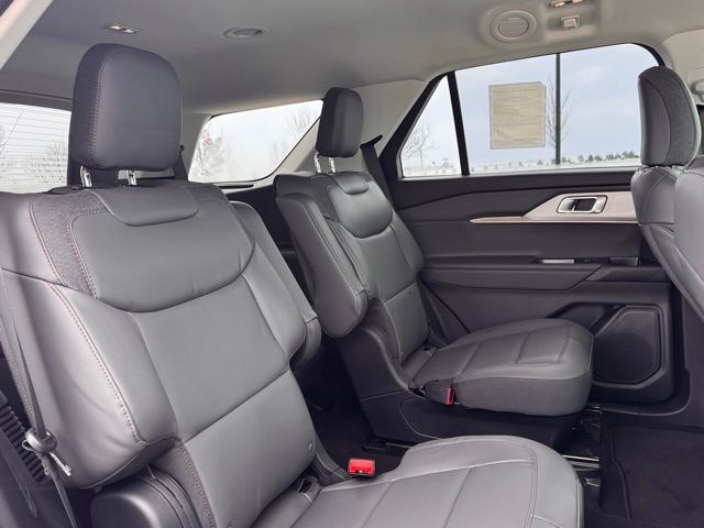 2026 Ford Explorer Active (200A)