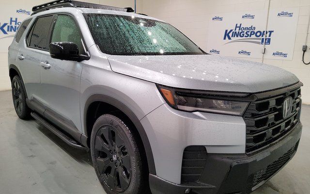Solar Silver Metallic 2026 Honda Pilot Black Edition AWD SUV / Crossover All-Wheel Drive Automatic
