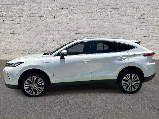 White (Blizzard Pearl) 2021 Toyota Venza SUV / Crossover All-Wheel Drive Continuously Variable Transmission