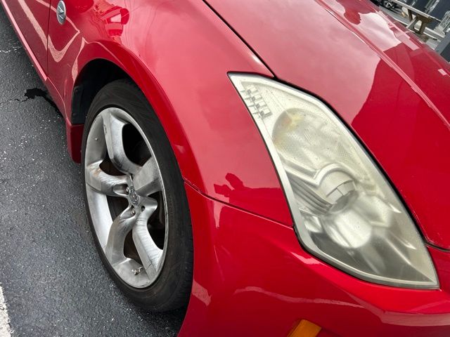 Used 2006 Red Nissan Touring image 5