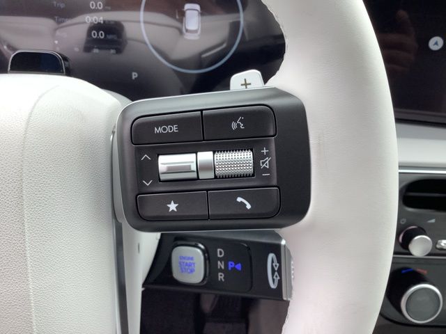 New 2026 White Pearl Hyundai SEL image 32