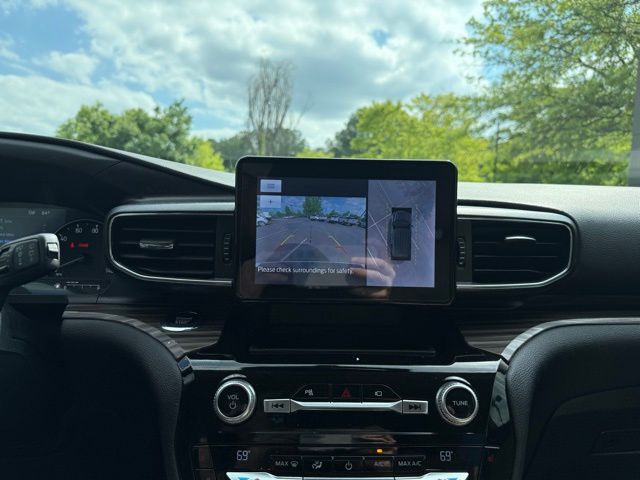 2021 Ford Explorer Limited photo