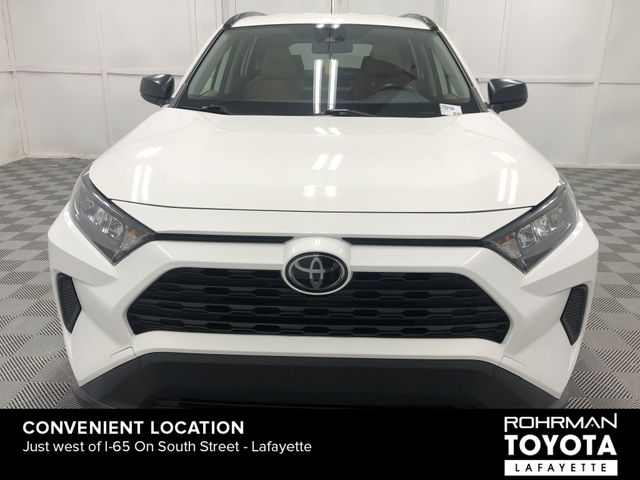 2020 Toyota RAV4 LE 10