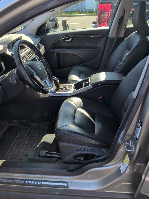 Seashell Metallic 2016 Volvo XC70 T5 Premier AWD Wagon All-Wheel Drive 6-Speed Automatic