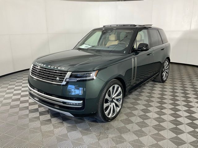 2026 Land Rover Range Rover P400 SE AWD