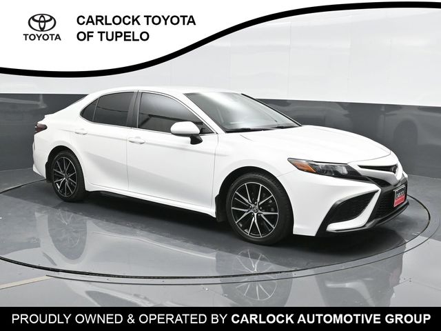 2021 Toyota Camry SE 4