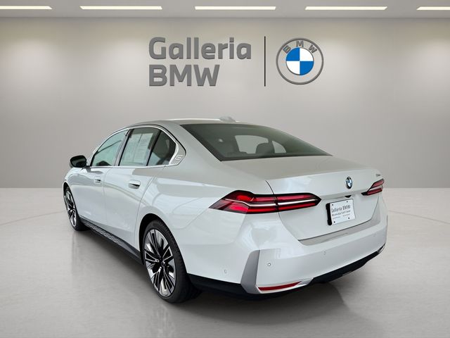 Used 2025 BMW 5 Series 530i WBA43FJ0XSCU19238
