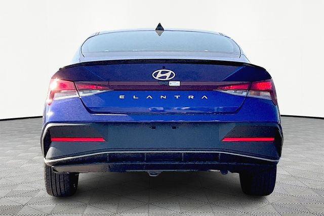 Used 2025 Hyundai Elantra For Sale in OLIVE BRANCH, MS