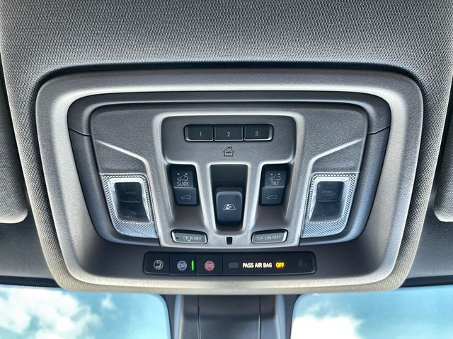 Used 2021 Chevrolet Silverado 2500HD For Sale in Livonia, MI