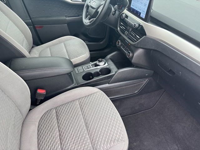 2020 Ford Escape SE photo