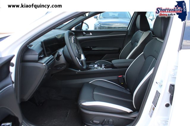 New 2026 Kia K5 Sedan