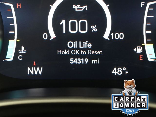 2023 Chrysler Pacifica Touring L photo