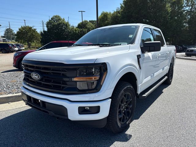 New 2026 White Ford XLT image 5