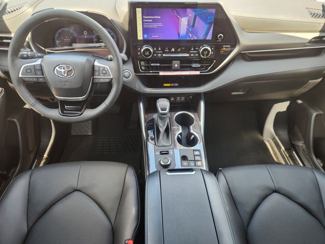 2026 Toyota Highlander Limited  at Don McGill Toyota