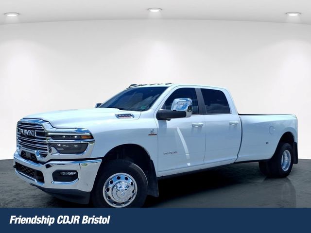 Bright White Clearcoat 2025 RAM 3500 Pickup Truck Four-Wheel Drive 8-Speed Automatic