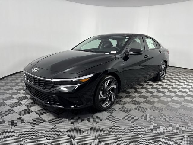 New 2025 Hyundai Elantra Hybrid For Sale in Indianapolis, IN