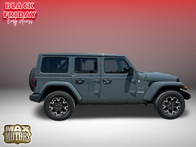 2024 Jeep Wrangler Sahara 11