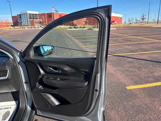 2023 GMC Terrain AWD SLT