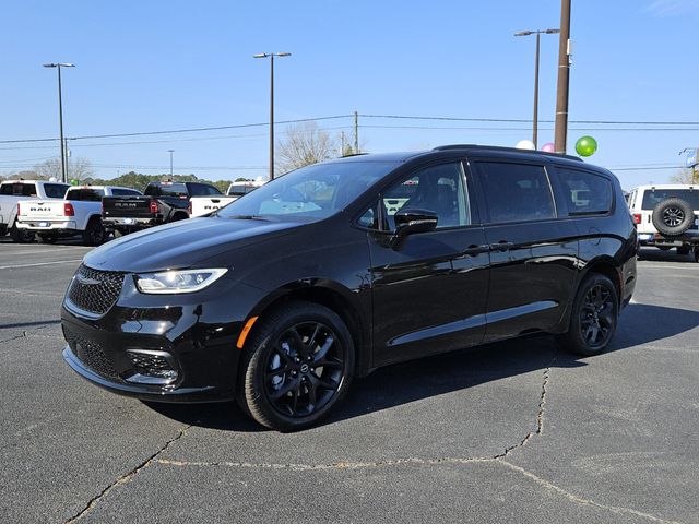 2026 Chrysler Pacifica Limited AWD