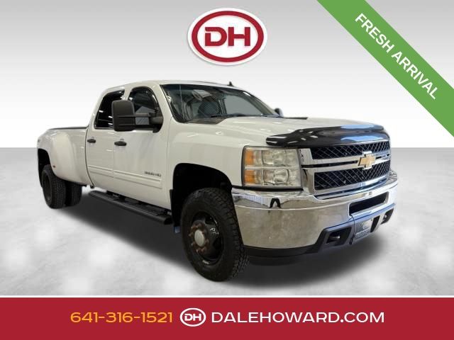 Summit White 2013 Chevrolet Silverado 3500HD Pickup Truck Four-Wheel Drive 6-Speed Automatic