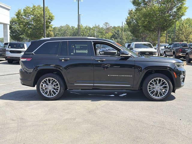 Used 2022 Black Jeep Summit image 13