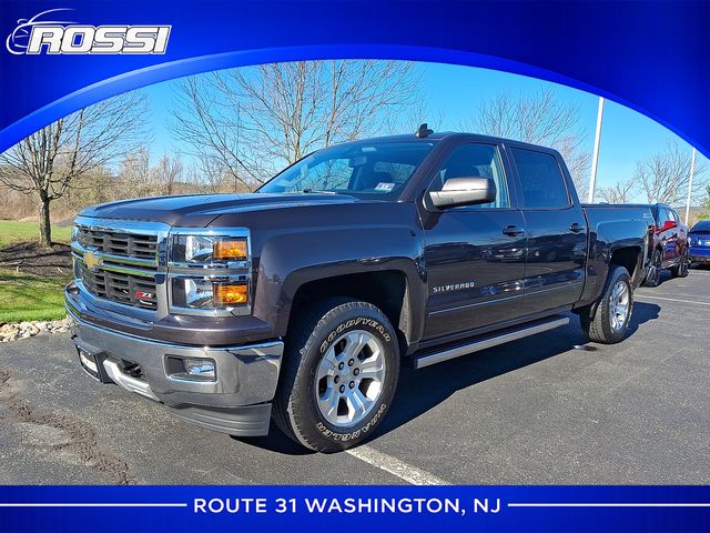 Gray (Tungsten Metallic) 2015 Chevrolet Silverado 1500 LT Crew Cab 4WD Pickup Truck Four-Wheel Drive 6-Speed Automatic Overdrive