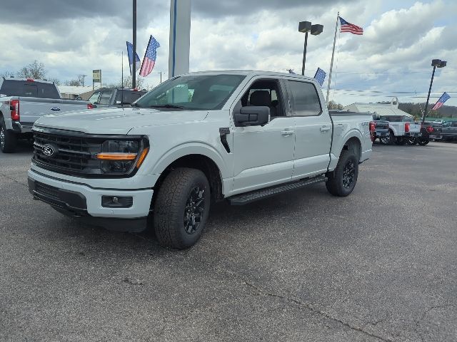 View vehicle photo 4