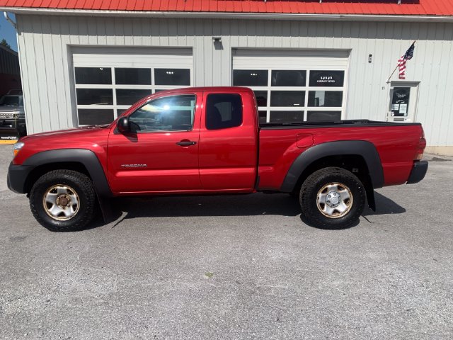 Used 2014 Toyota Tacoma Truck