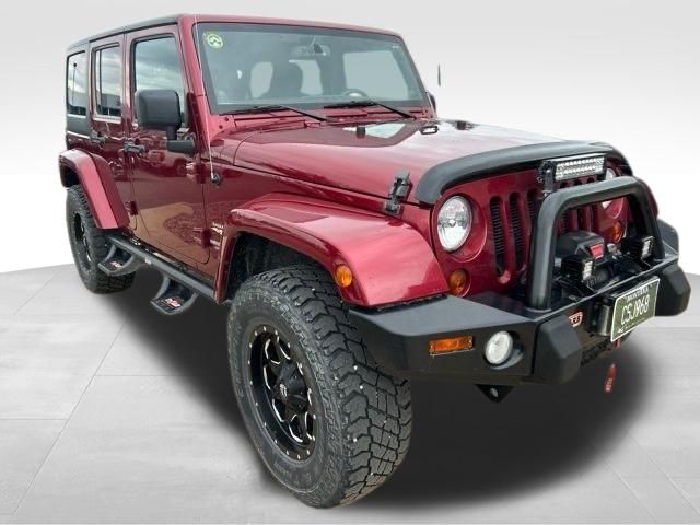 2013 Jeep Wrangler Unlimited Sahara 4WD