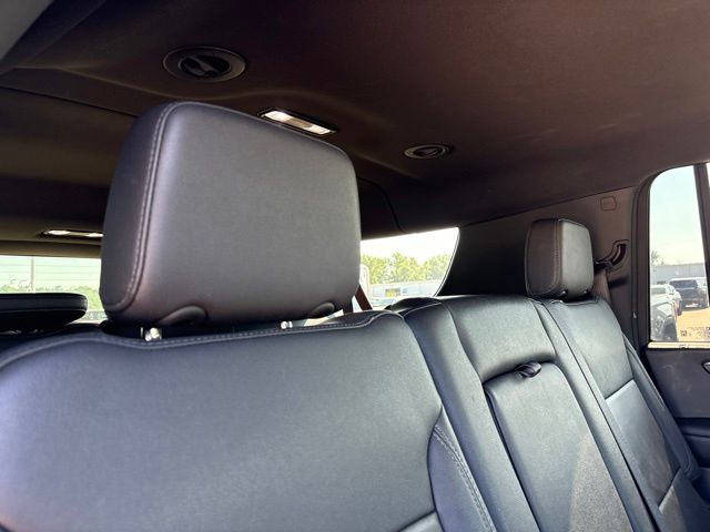 Used 2025 Chevrolet Suburban SUV