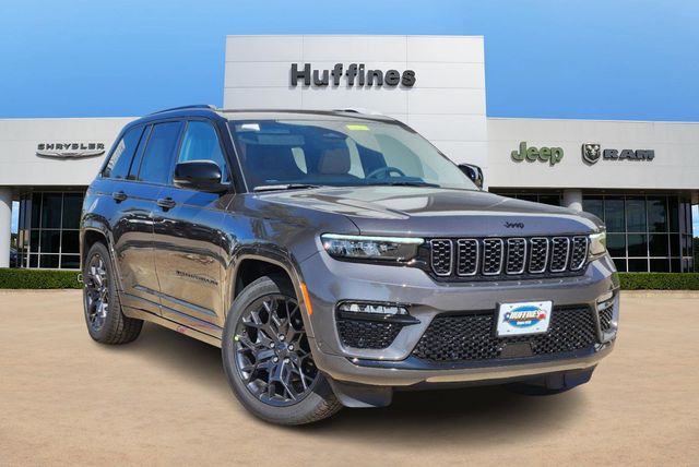 2025 Jeep Grand Cherokee Summit 1