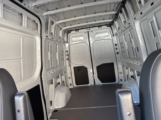 2025 Mercedes-Benz Sprinter 2500 Cargo 144 WB photo