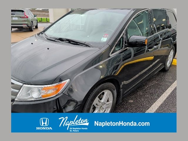Crystal Black Pearl 2013 Honda Odyssey Touring FWD Minivan Front-Wheel Drive 6-Speed Automatic