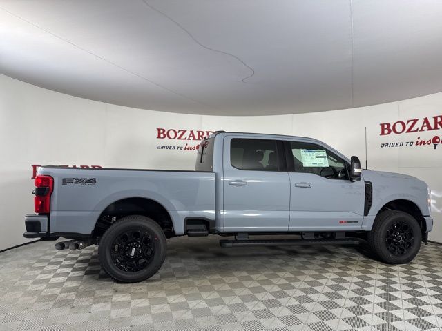 2025 Glacier Gray Metallic Tri-Coat Ford Super Duty F-250 SRW Lariat 4X4 Truck