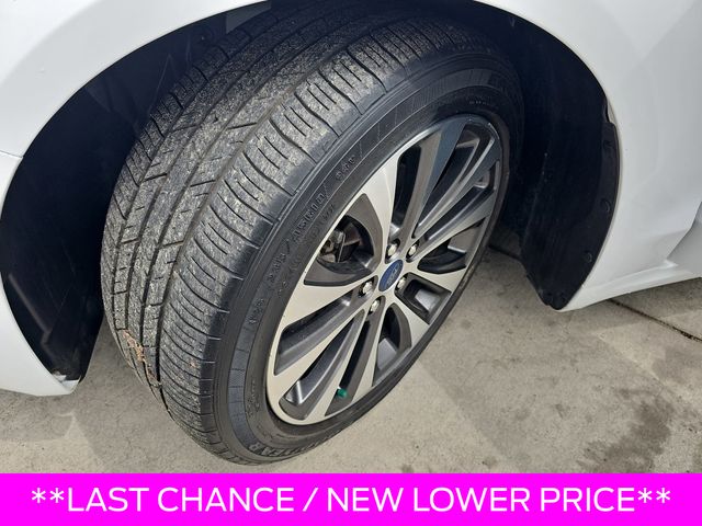 Used 2020 White Ford SE image 30