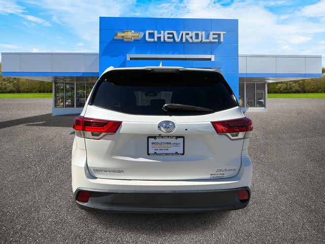 2019 Toyota Highlander - Image 5
