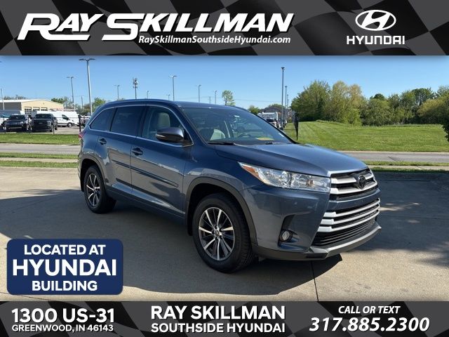 Shoreline Mist 2017 Toyota Highlander XLE AWD SUV / Crossover All-Wheel Drive 8-Speed Automatic