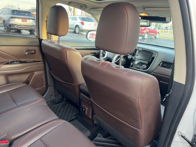 Used 2018 Mitsubishi Outlander PHEV SEL 4D Sport Utility