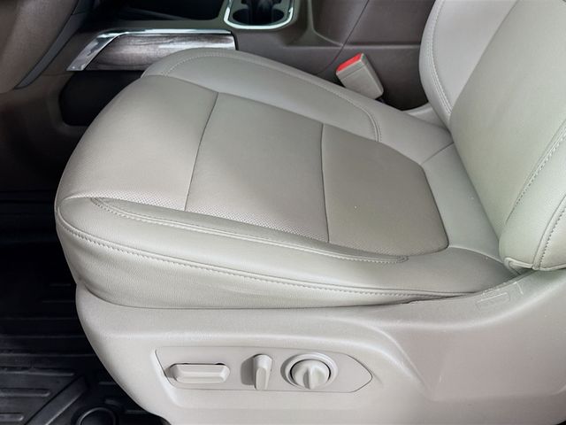 2021 Summit White Chevrolet Silverado 2500HD LTZ 4X4 Truck