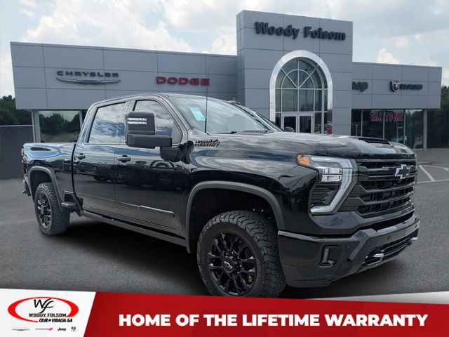 Black 2025 Chevrolet Silverado 2500HD Pickup Truck Four-Wheel Drive Automatic