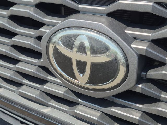 2020 Toyota Tacoma - Image 6