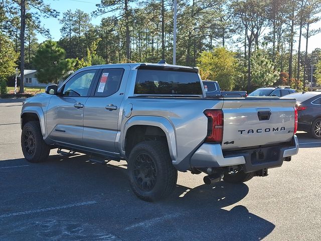 2025 Toyota Tacoma SR5 Double Cab photo 4