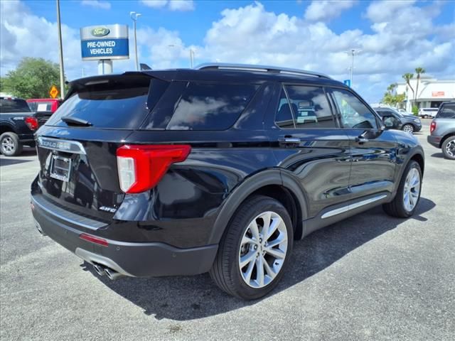 2022 Ford Explorer Platinum photo