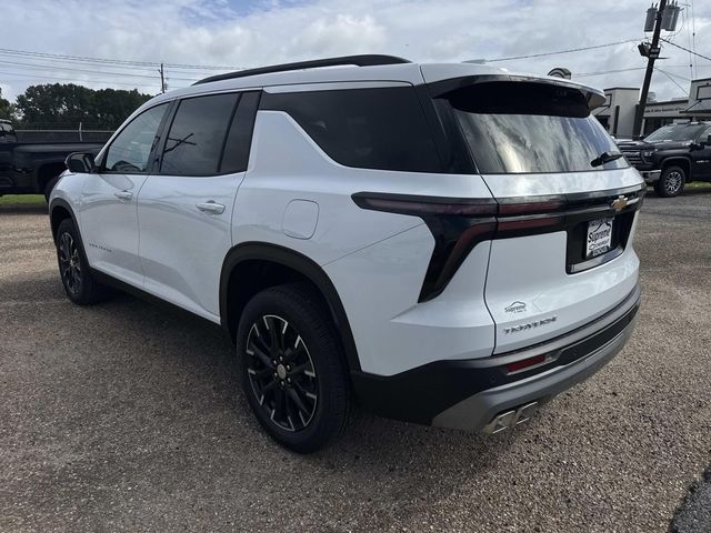 2026 Chevrolet Traverse LT White at Supreme Chevrolet of Gonzales