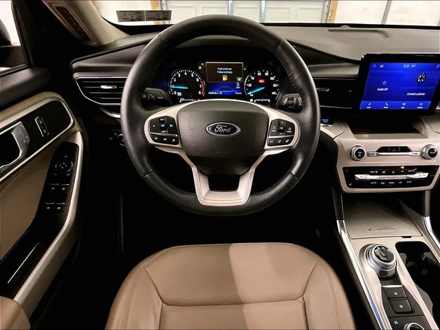 2023 Ford Explorer XLT Blue at Grove City Ford