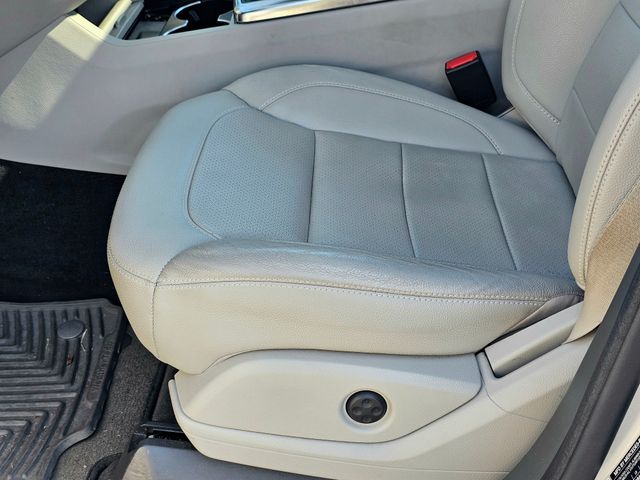 Used 2014  Mercedes-Benz ML 350 image 18