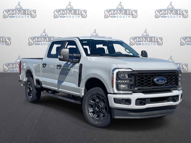 Avalanche 2026 Ford F-250 Super Duty XL Crew Cab 4WD Pickup Truck Four-Wheel Drive Automatic