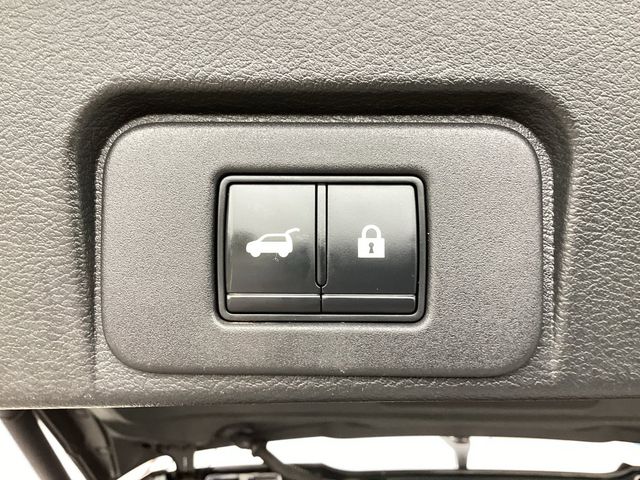 Used Car 2022 Nissan Rogue  Platinum For Sale Under $30,000 In San Antonio, Texas