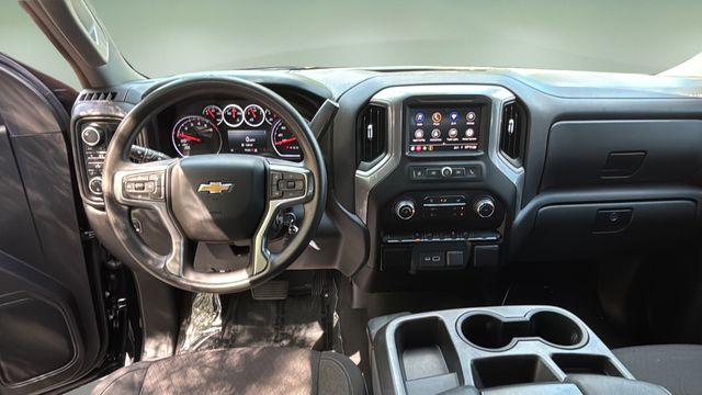Used 2022 Black Chevrolet Custom image 10