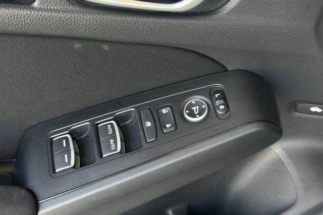 2024 Honda Civic EX - Photo 13